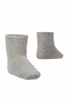Alpacasok grijs kinderen  60% babyalpaca 30% katoen 8% nylon en 2% elastaan
