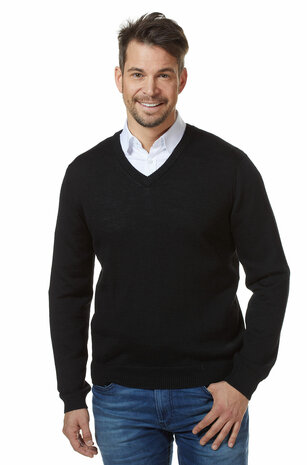 man met zwarte basic pullover trui