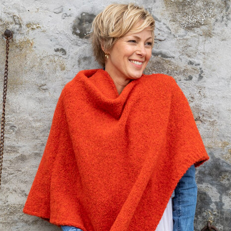 Poncho Maud, Vuurrood