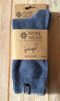 Noorse worsted wool sokken, blauw. 65% worsted wool.